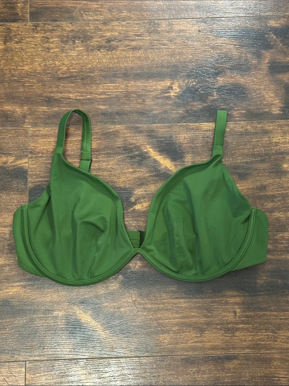 🌿 CUUP Olive Green Underwire Bikini Top Sz 22 (40F/42E) Like New 🏖️